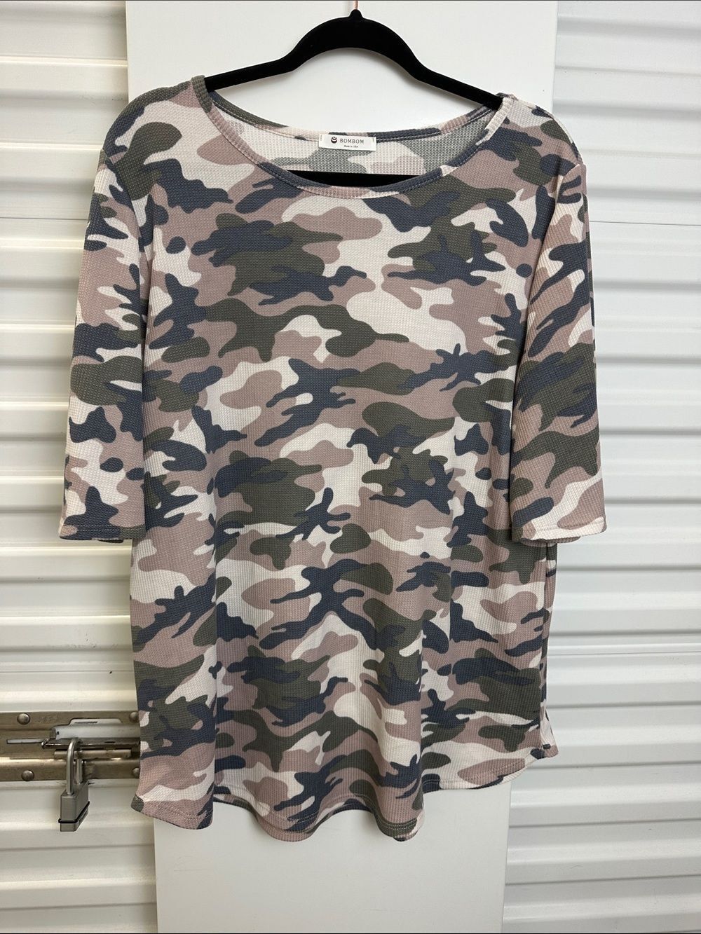 BOMBOM Camo Print Short Sleeve blouse - Olive & Taupe